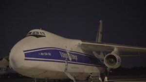 Bandara SMB II Palembang Didarati Pesawat Kargo Raksasa Antonov