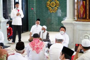 Penerapan Prokes Di Masjid Al Ittihad Dipuji Herman Deru