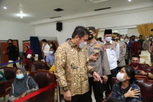 Herman Deru Bangga,  Kesadaran Masyarakat Sumsel Ikuti Vaksin Sangat Tinggi 