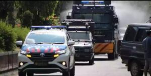 TNI Dan Polri Gelar Penyemprotan Disinfektan Diwilayah Kota Lahat