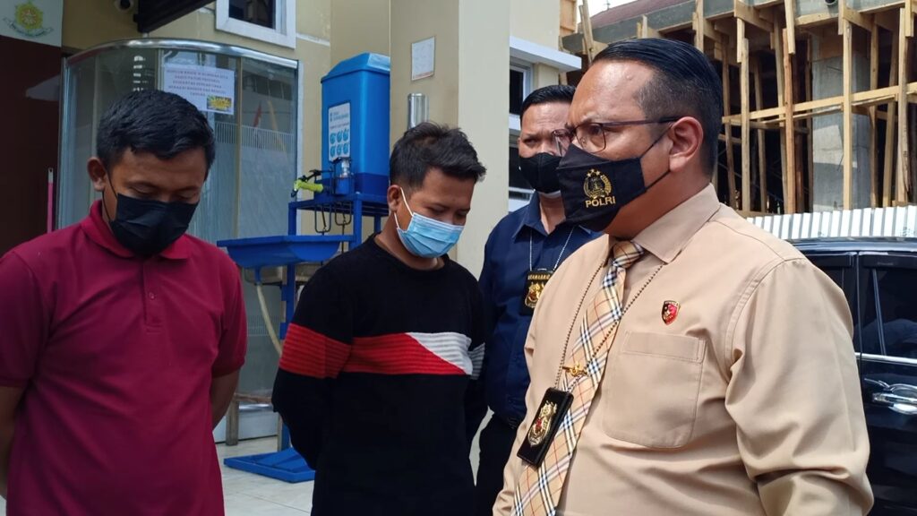 Lima Honorer Satgas PPKM Ditangkap Polisi Pungli Di Pintu Tol Keramasan
