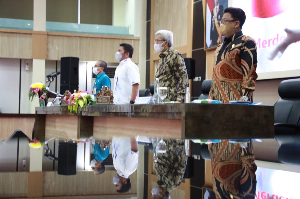 Herman Deru Instruksikan Bentuk Tim Perumus Perda dan Pergub Tentang Pendidikan di Masa Pandemi