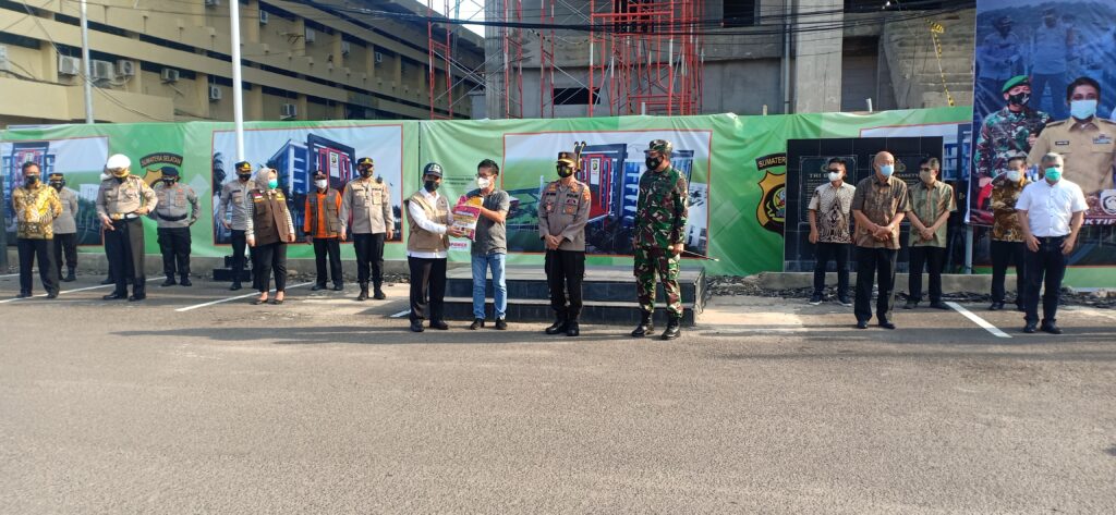 Polda Sumsel Berikan Bantuan Beras Ke Jajaran Polres Di Sumsel