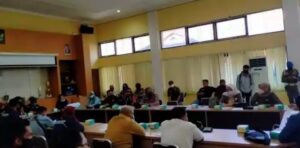 Meredam Aksi Emak Emak, DPRD Berjanji Akan Memangil Perusahaan