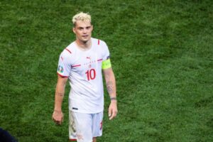 Granit Xhaka Segera Tinggalkan Arsenal Menuju AS Roma