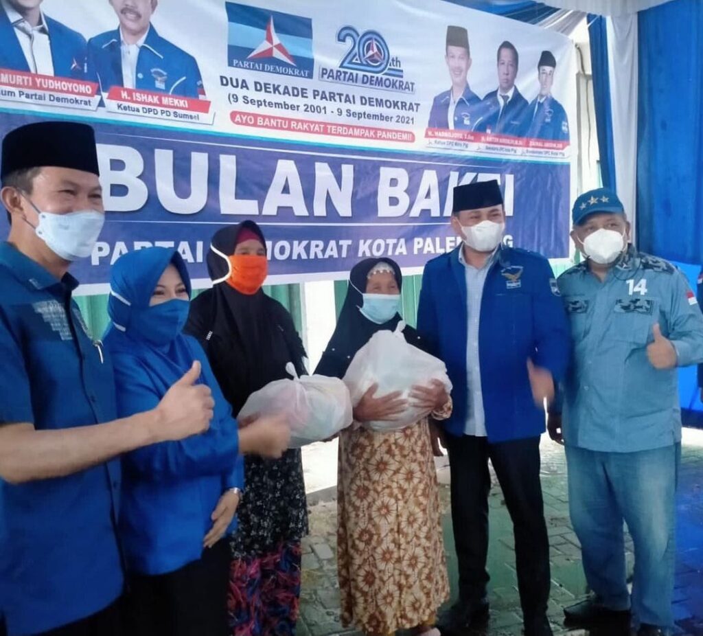 Sambut HUT Ke-20 DPC Partai Demokrat Gelar Bakti Sosial