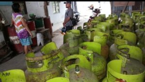 Warga Lahat Kesulitan Membeli Gas Elpiji 3 Kg