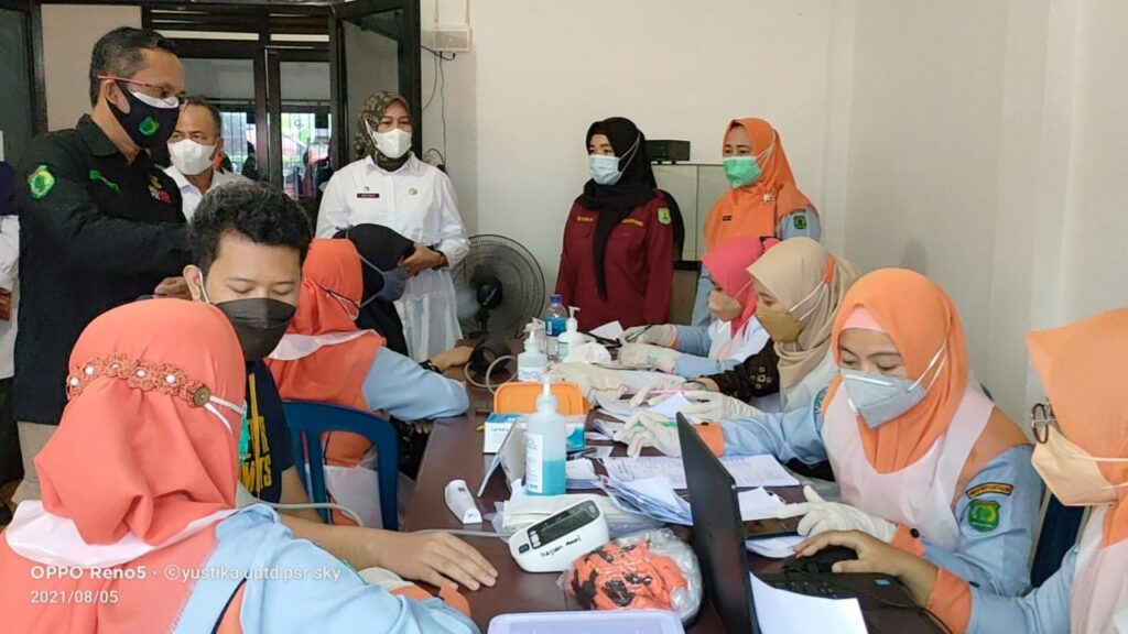 Pedagang Di Muba Antusias Ikuti Swab dan Vaksin