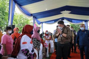 Herman Deru Bagikan Oksigen Konsentrator, APD dan Ribuan Masker  Untuk RS  Se-OKU Raya 