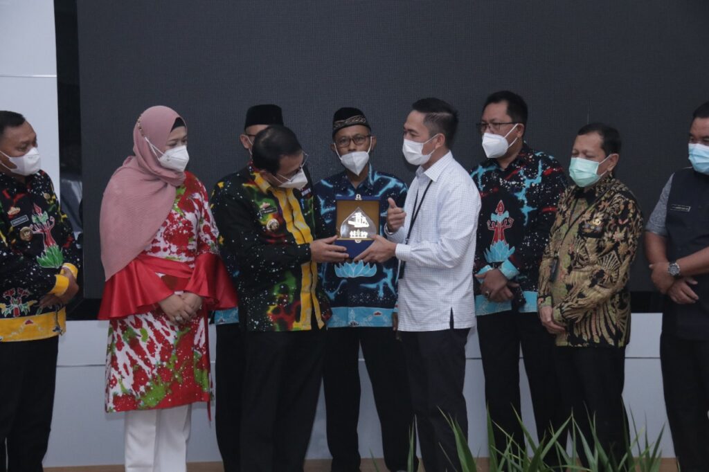 Walikota Metro Belajar Mall Pelayanan Publik Ke Palembang