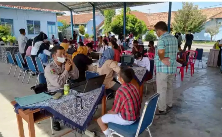 Polres Lahat Gelar Vaksinasi Covid 19 Di Sekolah