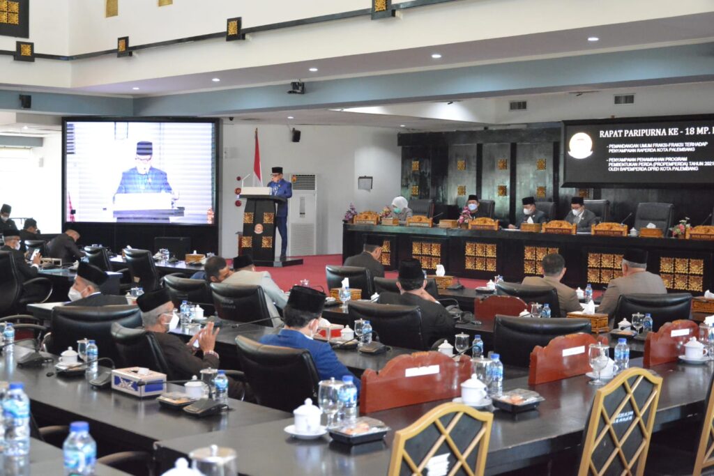 Fraksi Di DPRD Sampaikan Pendapat Atas Raperda Usulan Walikota Palembang