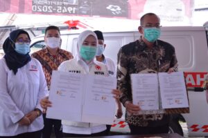 PDAM Palembang Sumbangkan 1 Unit Mobil Jenazah Untuk PMI