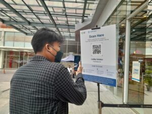 Asal Orang Tua Sudah Divaksin  COVID-19 Anak-Anak Diperbolehkan Masuk Mal