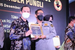 Unit Pemberantasan Pungli Polres Palembang Dapat  Penghargaan Dari Menkopolhukulam