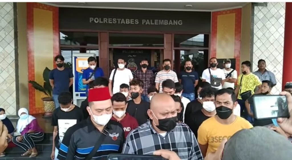 14 Orang Ditangkap Polisi Karena Kasus Pengeroyokan, Pelaku : Kami Membela Diri Pak !