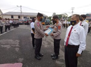 Berhasil Ungkap Berbagai Kasus Kejahatan, 10 Personel Polres Lahat Dapat Penghargaan