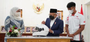 Wapres Terima Pembalap Moto3 Mario Suryo Aji