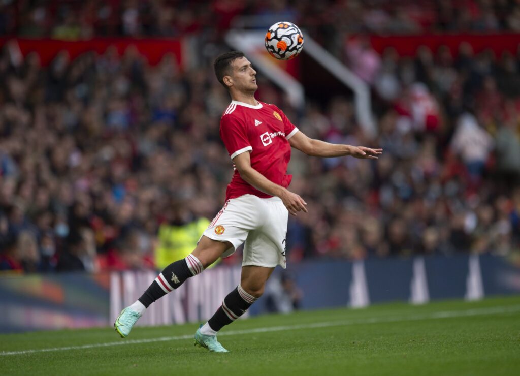 Manchester United Bakal Perpanjang Kontrak Diogo Dalot