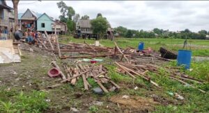 Usai Diterjang Puting Beliung, Beberapa Rumah Warga Di Ogan Ilir Porak-poranda