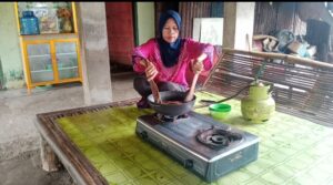 Mengintip Cara Pembuatan Dodol Tanjung Sejaro,  Kuliner Langganan Keluarga Wagub Sumsel