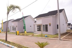 Pemerintah Serahkan 53 Unit Rumah untuk Keluarga Korban KRI Nanggala-402