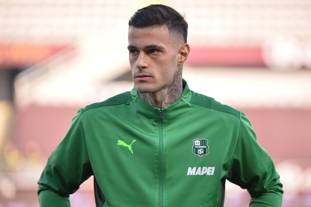 Pengganti Alexandre Lacazette di Lini Serang Arsenal Musim Depan?