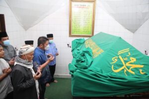 Tutup Ramadhan 1443 Hijriah, Herman Deru Santuni Anak Yatim dan Kaum Dhuafa