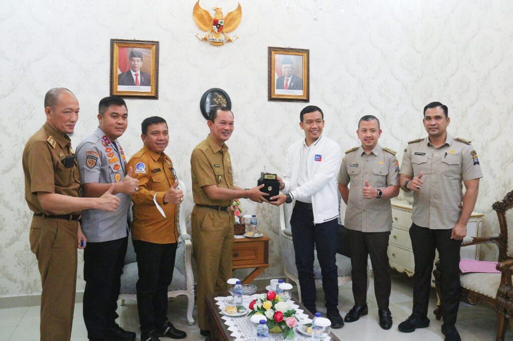 Temui Walikota Palembang, Pertamina Sosialisasikan Penerapan Pembelian BBM Subsidi Di Palembang Bakal Gunakan Aplikasi