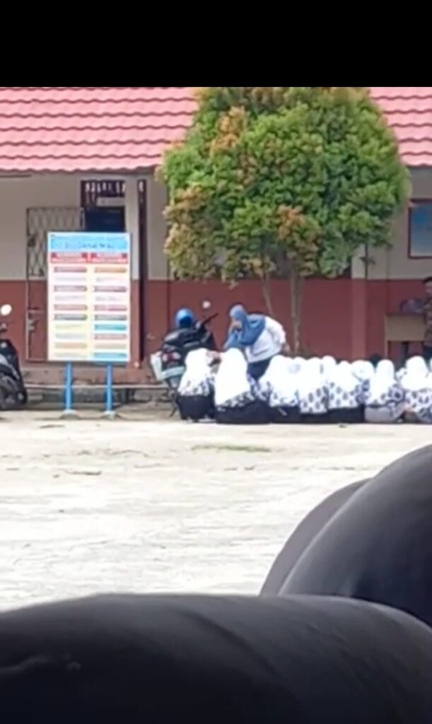 Viral Aksi Guru Tampar Siswa, Kepsek : Bagian Dari Mendidik !