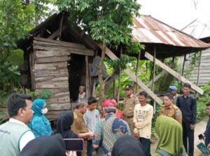 Bersama Baznas, Pemkab OI Janji Perbaiki Rumah Warga Tak Mampu