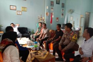 Aksi Petahana Cakades Bagi Bagi Undangan BLT Resahkan Warga