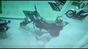 Parkir Saat Salat Subuh, Megapro Milik Alhadi Digondol Maling