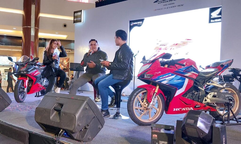 New Vario 125 Dan New CBR250RR Sensasi Baru Berkendara