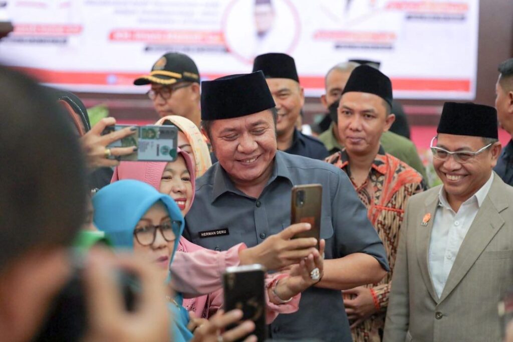 Teladani Sifat Nabi, Herman Deru :  Masifkan Pembetukan Akhlak Bagi Generasi Muda