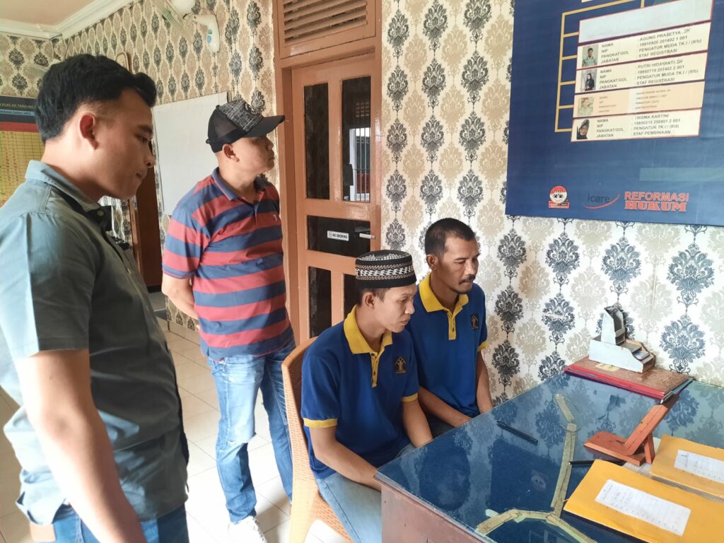 Dua Pelaku Begal Diserahkan Polsek Indralaya Pada Kejari OI