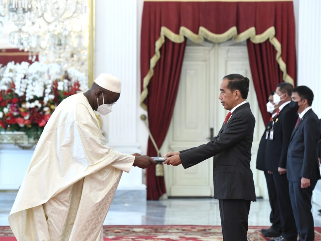 Presiden Jokowi Terima Surat Kepercayaan Enam Dubes Negara Sahabat