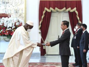 Presiden Jokowi Terima Surat Kepercayaan Enam Dubes Negara Sahabat