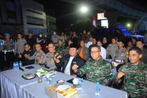 Pastikan Malam Pergantian Tahun  Kondusif, Herman Deru Bersama Forkopimda Pantau Posko Pengamanan dan Titik Keramaian di Palembang