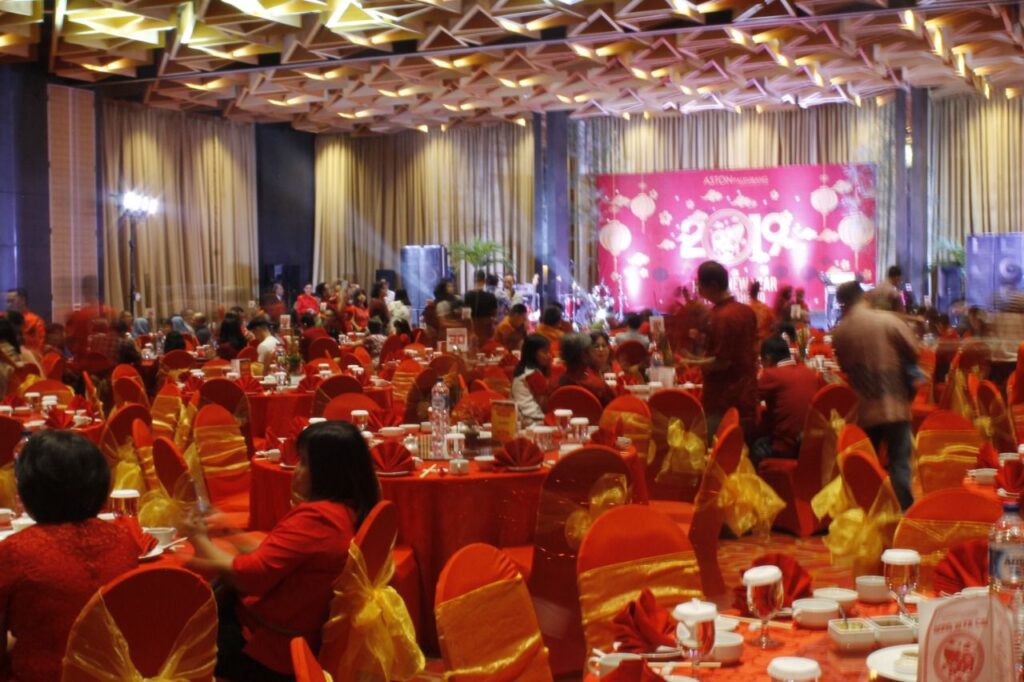 ASTON Hotel Palembang Rayakan Malam Kesejahteraan Tahun Kelinci Air