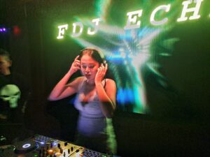 Dj Echa Semarakkan Party Senin Malam Di Kenzo Live Palembang