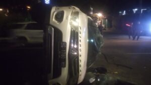 Diduga Mengantuk, Pengemudi HRV Hantam Pajero Sport