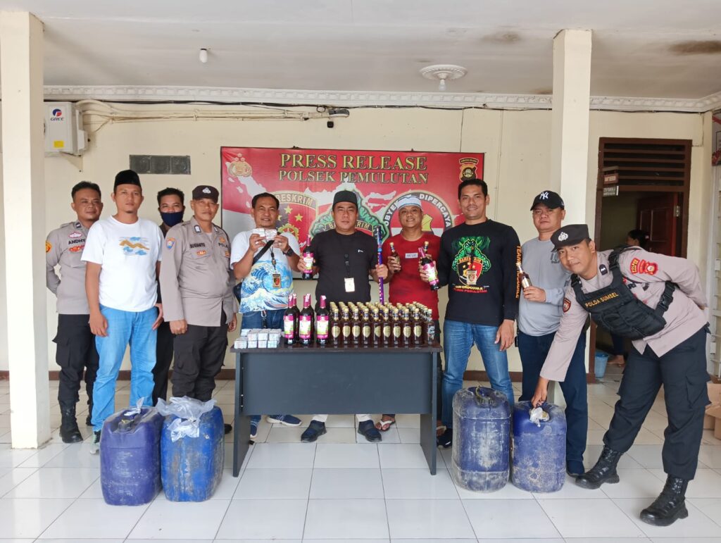 Polisi Terus Lakukan Razia Cegah Peredaran Miras Di Ogan Ilir