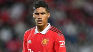 Pemain MU tak Datangi Fans ,Raphael Varane Marah