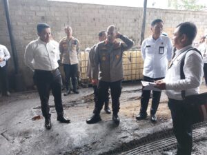 Kapolda Sumsel Tinjau Langsung Lokasi Penimbunan BBM Ilegal Di Ogan Ilir
