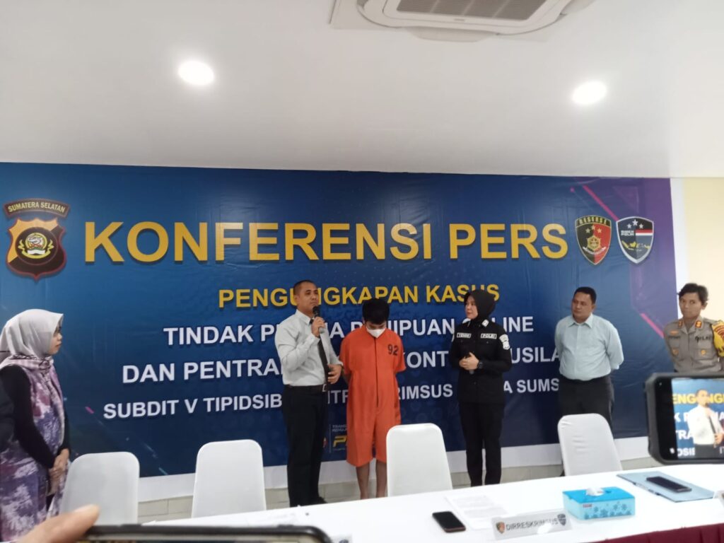 Peras Mahasiswi Usai VCS, Polisi Gadungan Ditangkap Tim Siber Polda Sumsel