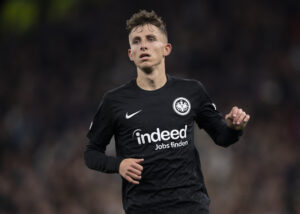 Liverpool Dan Arsenal Buru Playmaker Frankfurt