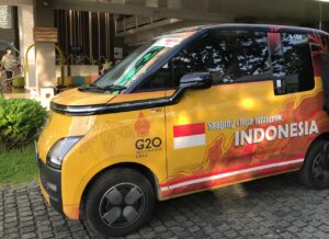 Pemerintah Luncurkan Insentif Pembelian Kendaraan Listrik Roda Empat dan Bus