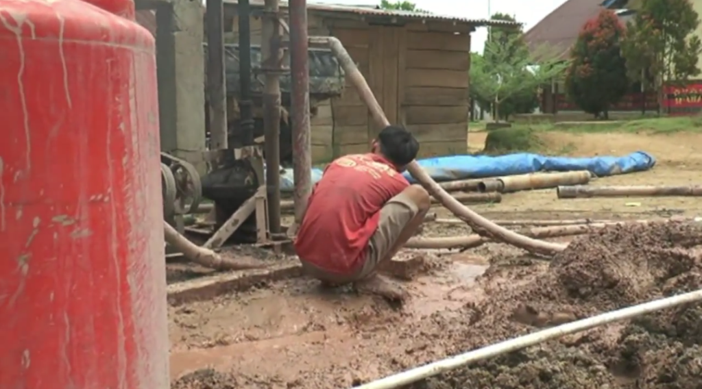 Warga Desa Sinar Napalan Kesulitan Air, Pemdes Bangun 4 Sumur Bor