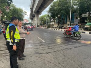 Tabrak Kendaraan Sedang Parkir, Pengendara Sepeda Motor Tewas